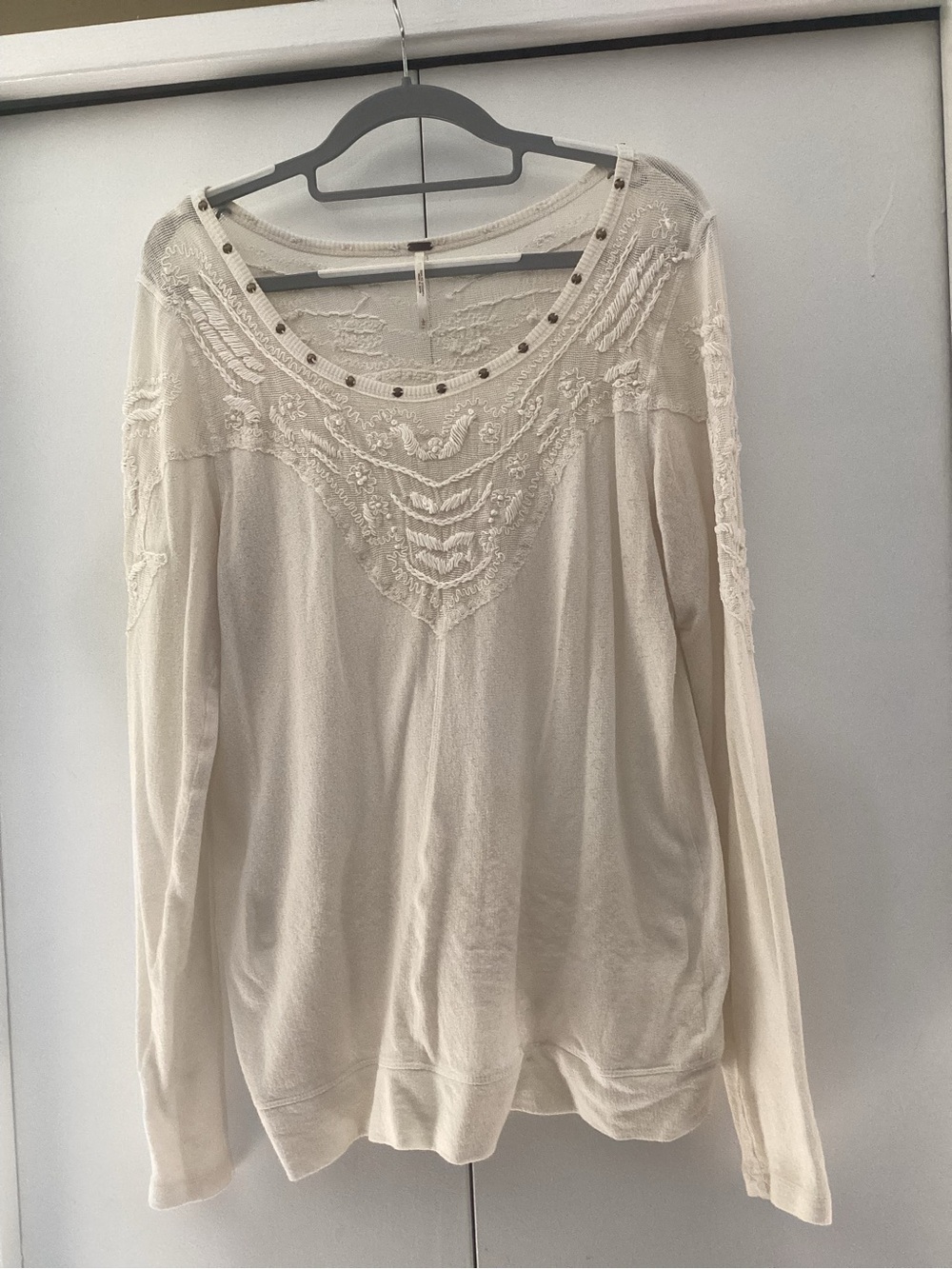 Embroidered Scoop Neck Blouse in Cream